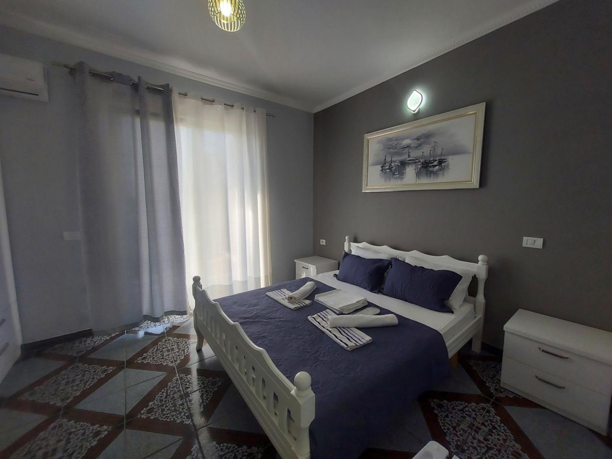 Hotel Fama Shkallnur Exterior foto